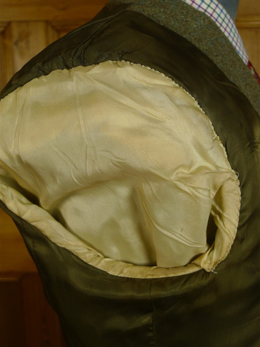 25/0741 wonderful vintage green harris tweed jacket for goodwood revival 39-40 short to regular