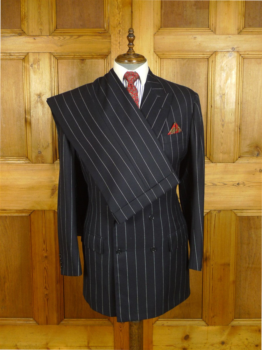 25/0754 immaculate 1989 anderson & sheppard savile row bespoke navy blue pin-stripe d/b worsted suit 47 extra long