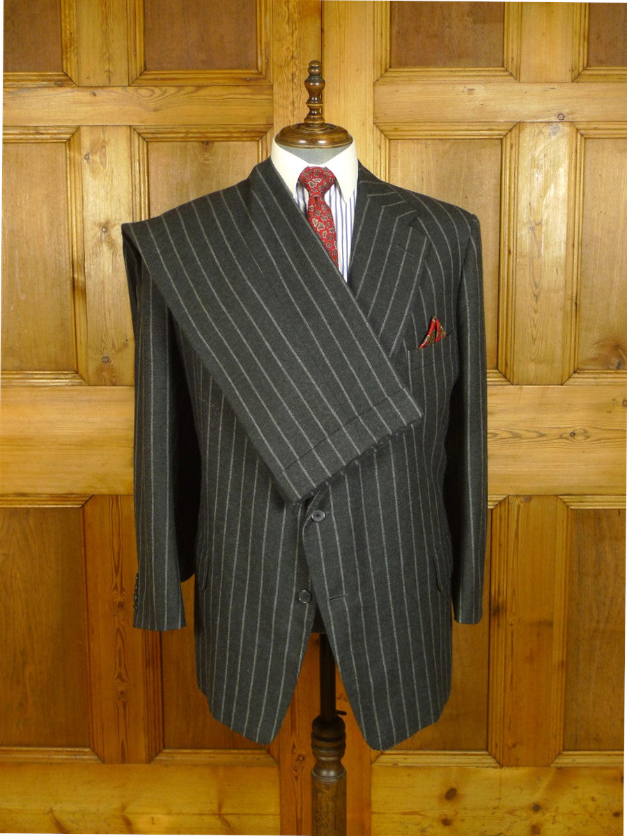 25/0755 immaculate 2011 anderson & sheppard savile row bespoke grey tram-stripe worsted flannel suit 48 short to regular