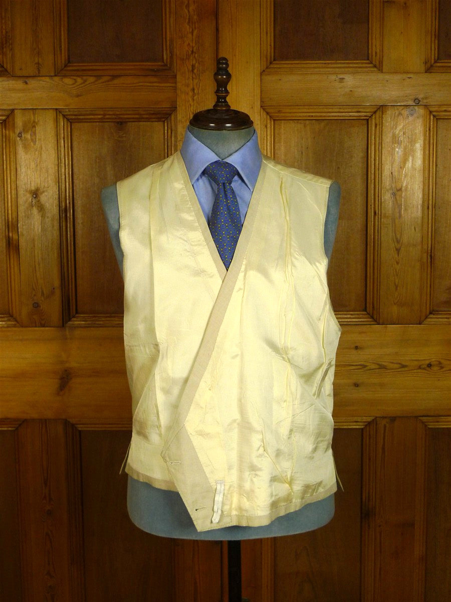 25/0760 vintage 1991 anderson & sheppard savile row bespoke cream linen d/b morning waistcoat 46-47 extra long