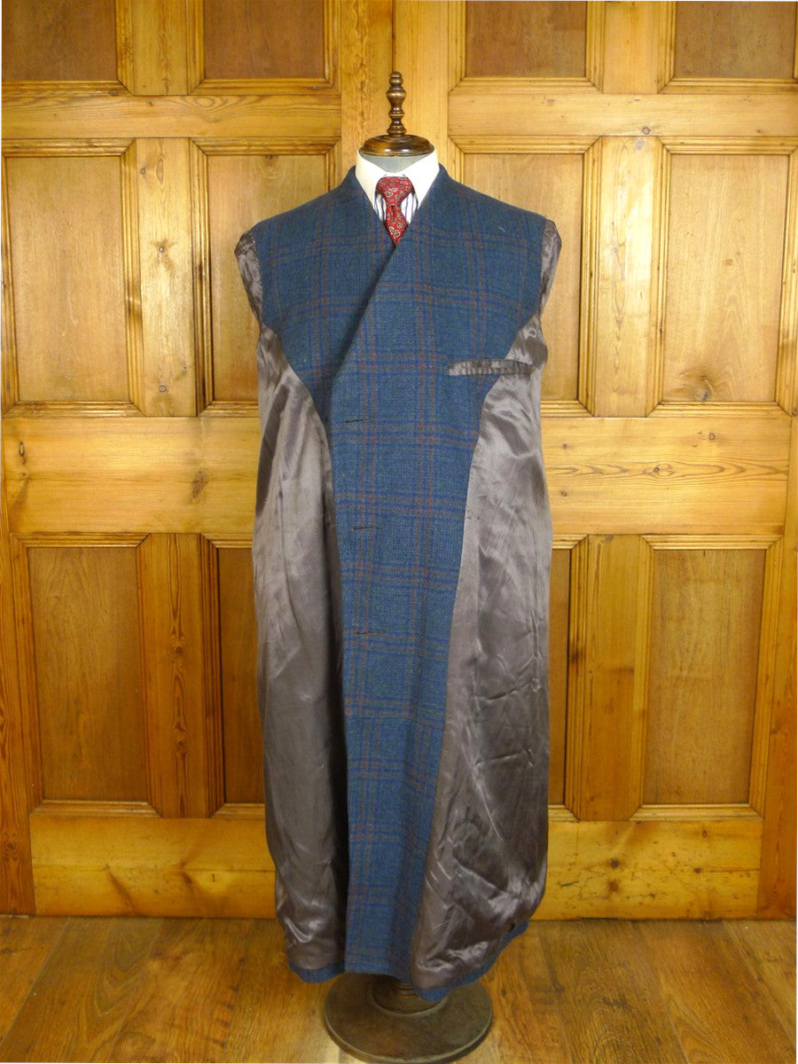 25/0790 stunning 1946 blue / red glen check heavyweight d/b wool overcoat w/ belt 40-42 long