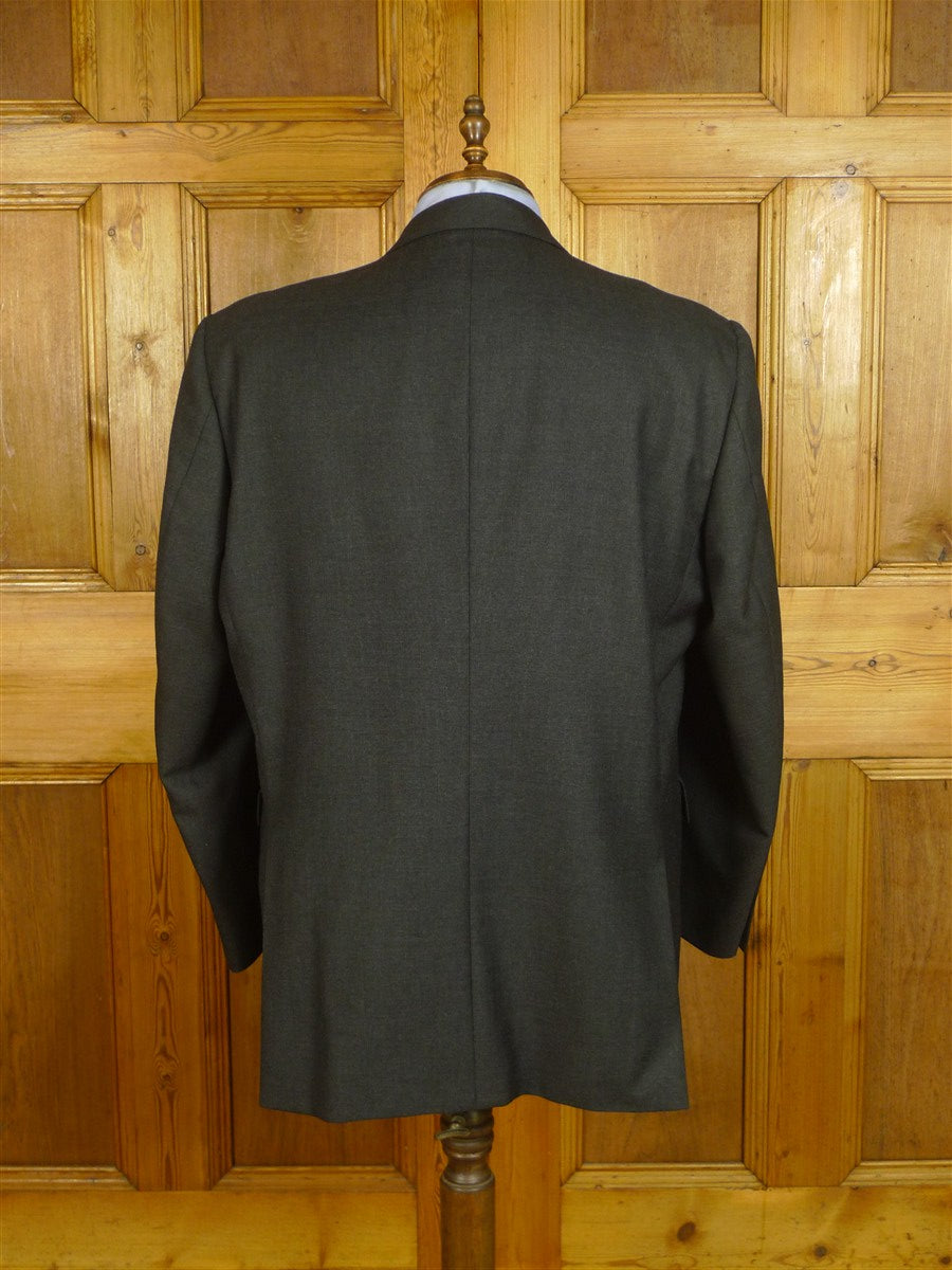 25/0772 gieves & hawkes 2012 savile row canvassed grey worsted suit 49 short to regular