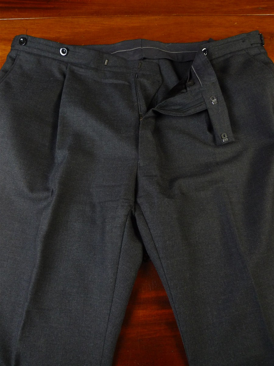 25/0772 gieves & hawkes 2012 savile row canvassed grey worsted suit 49 short to regular