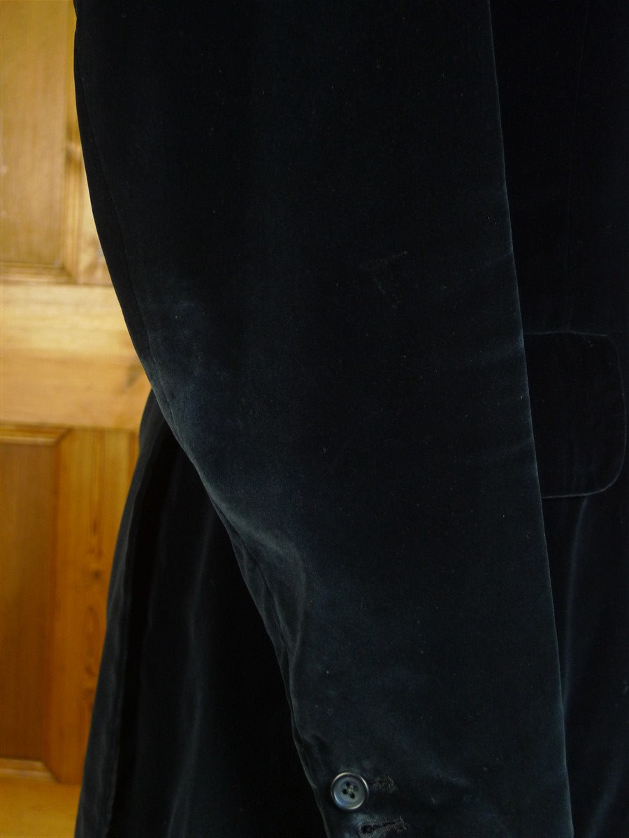 25/0768 vintage major fulham road bespoke blue black silk-velvet evening smoking jacket 37 short