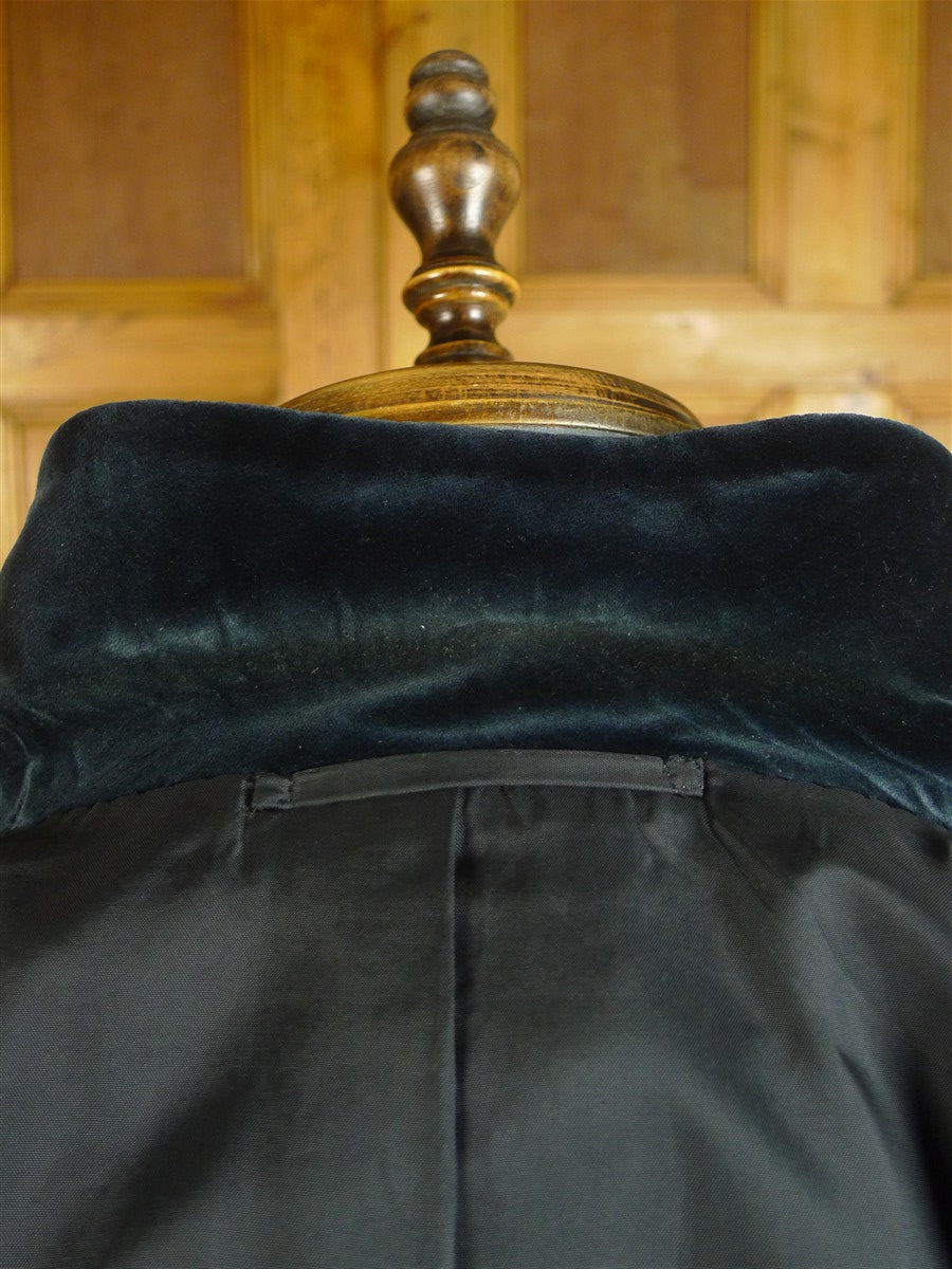 25/0768 vintage major fulham road bespoke blue black silk-velvet evening smoking jacket 37 short