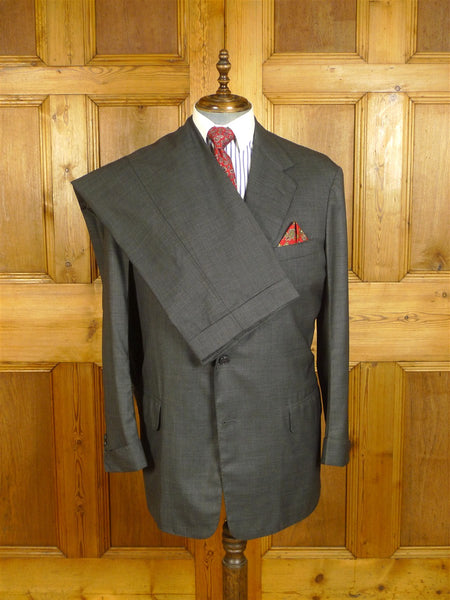 25/0969 anderson & sheppard 2008 savile row bespoke grey wool suit w/ gauntlet cuff 45 regular to long
