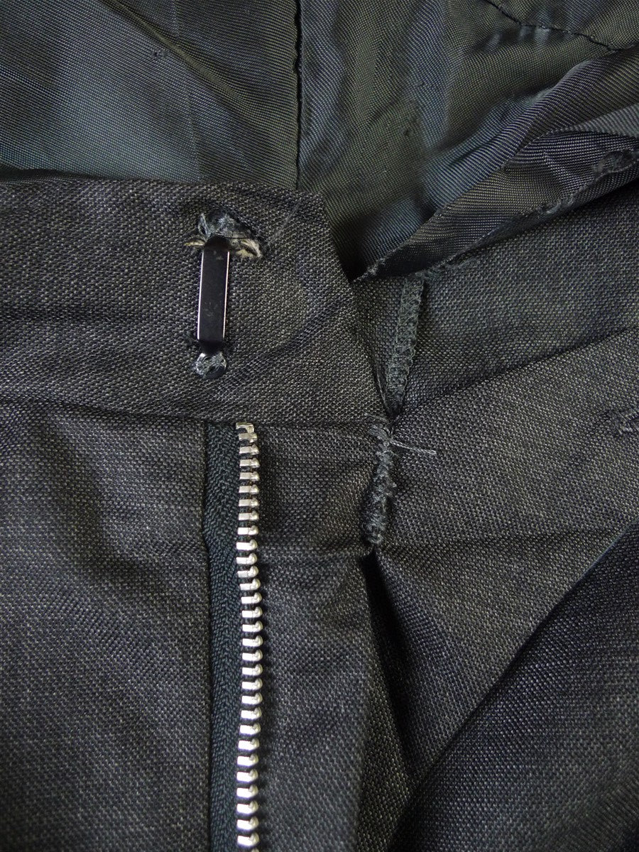 25/0969 anderson & sheppard 2008 savile row bespoke grey wool suit w/ gauntlet cuff 45 regular to long