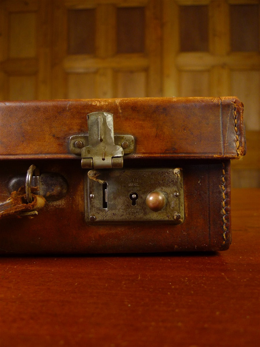 25/0830 delightful 1940s 1950s vintage brown leather attache case