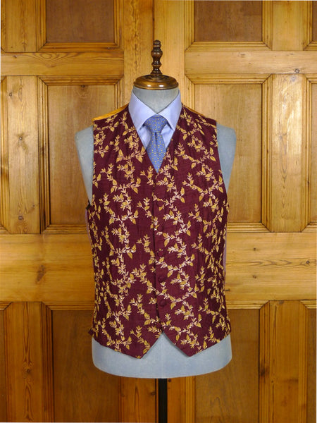 25/0890 immaculate favourbrook burgundy red / gold embroidered silk morning waistcoat 41