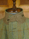 25/0918 exceptional vintage savile row bespoke green / amber wp check heavyweight tweed suit plus matching shooting breeks 44 regular