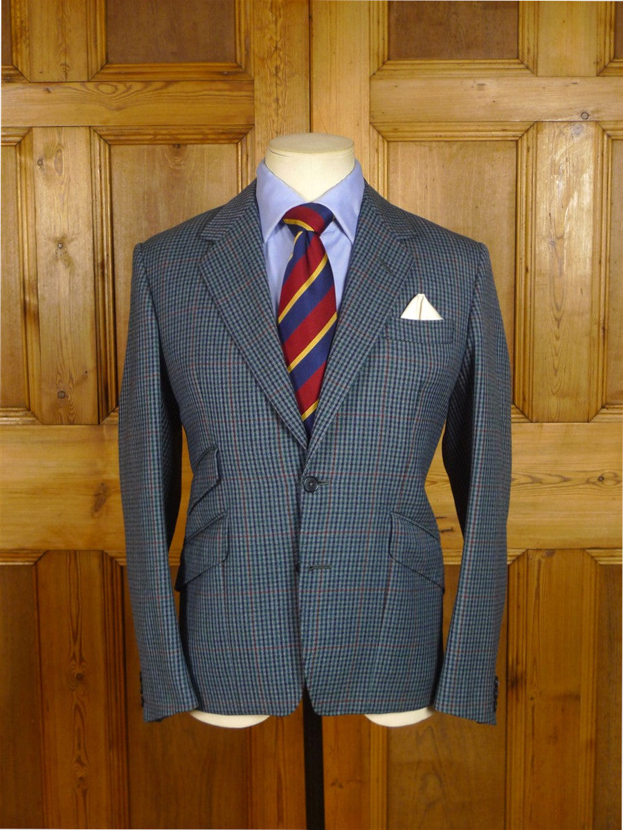 25/0915 near immaculate john g hardy blue gun check sports jacket blazer w/ paisley lining 36 short