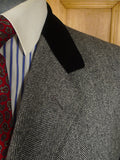 25/0926 immaculate vintage austin reed grey herringbone chesterfield coat w/ velvet collar 38-39 long