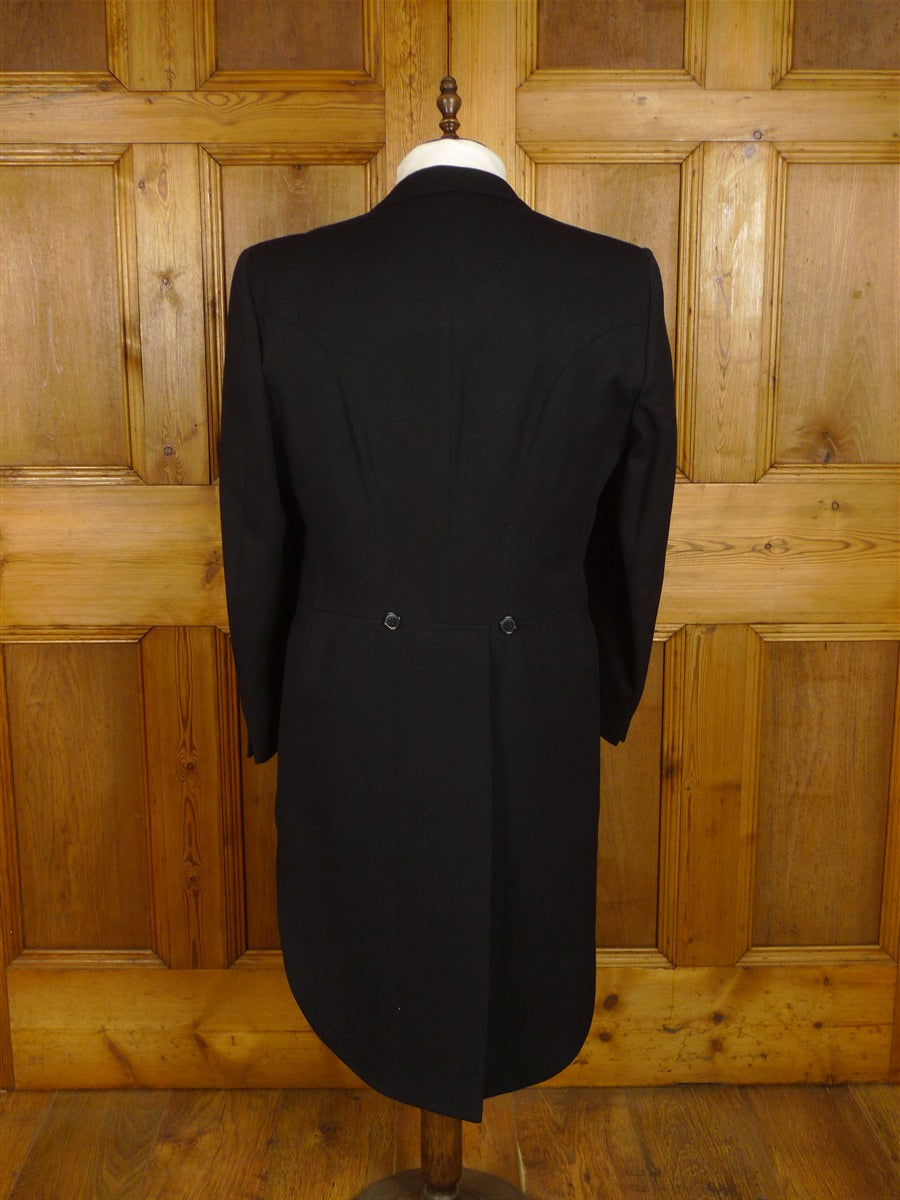 25/0967 immaculate vintage british black barathea wool evening tailcoat 44 short