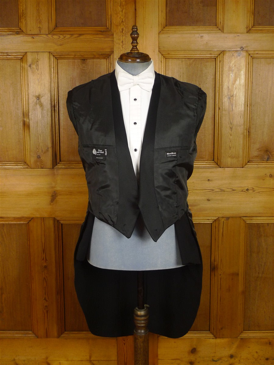25/0967 immaculate vintage british black barathea wool evening tailcoat 44 short