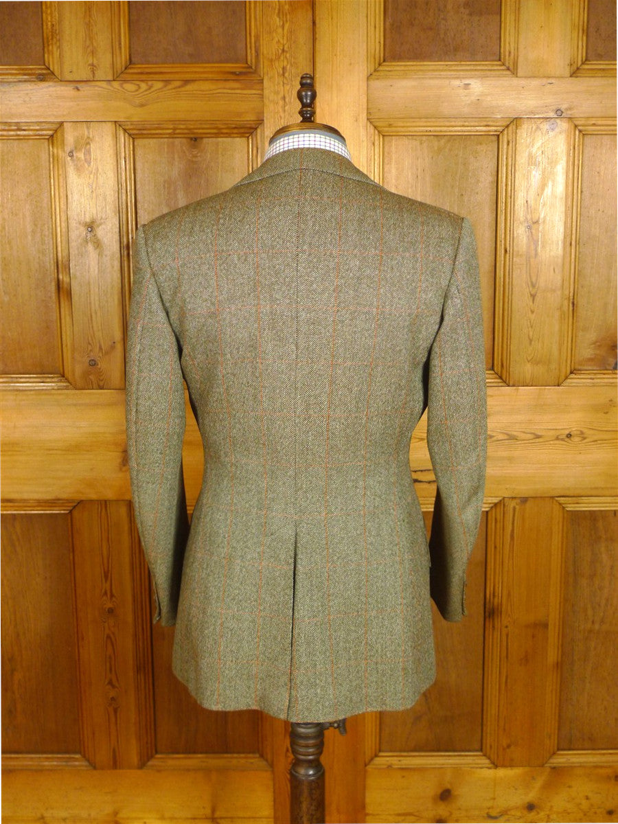25/0979 beautiful vintage 1980 henry poole savile row bespoke green / amber wp check 3-piece tweed suit 39 regular