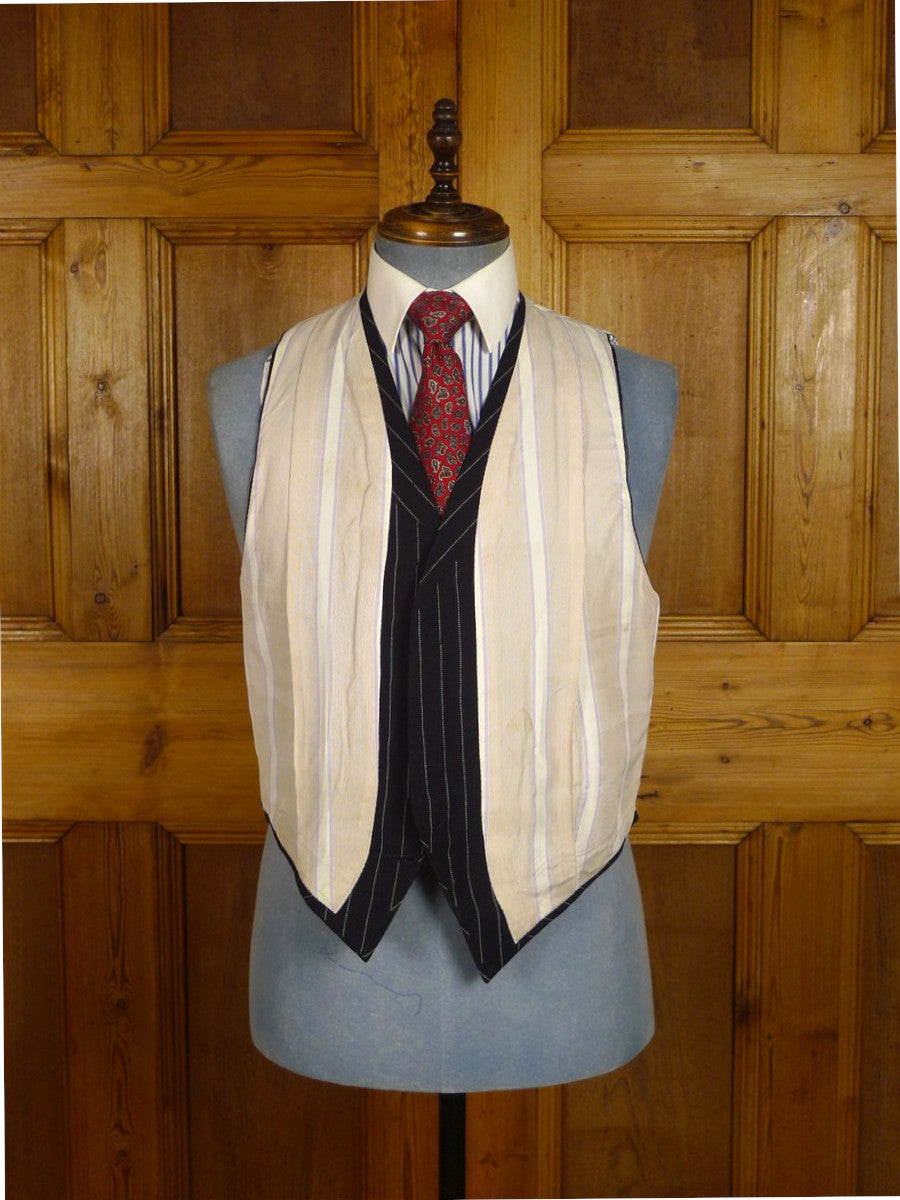 25/0977 vintage 1974 huntsman savile row bespoke heavyweight navy blue pin-stripe worsted 3-piece suit 39-40 short