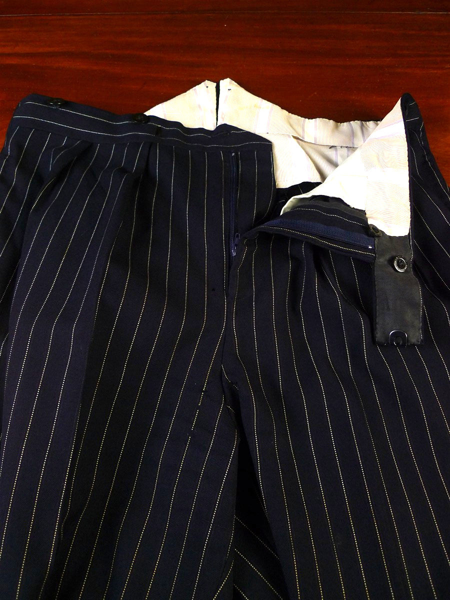 25/0977 vintage 1974 huntsman savile row bespoke heavyweight navy blue pin-stripe worsted 3-piece suit 39-40 short