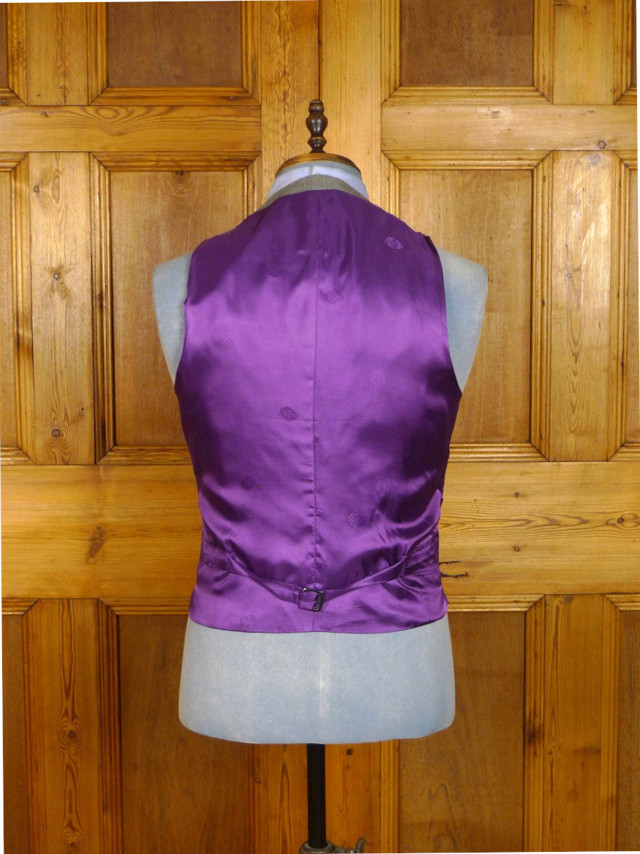 25/0961 immaculate crombie grey wool & cashmere waistcoat w/ purple lining 39-40