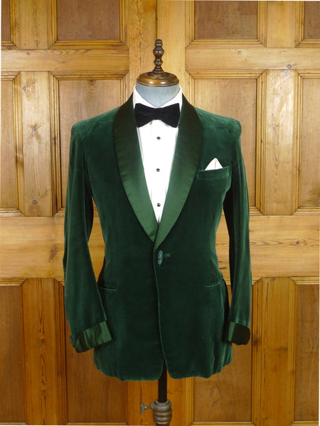 25/0990 stunning genuine 1950s vintage bottle green pure silk-velvet smoking / dinner jacket 37 regular