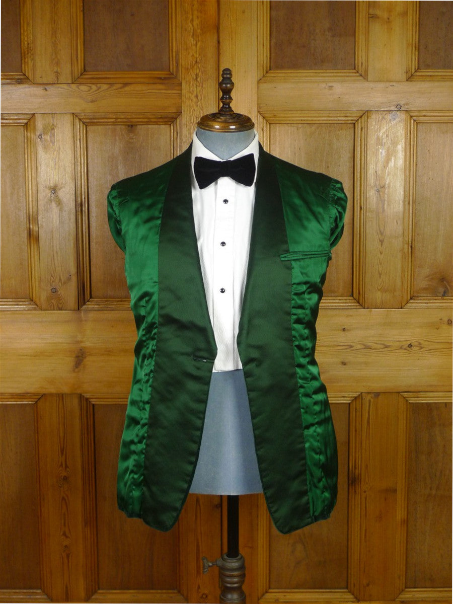 25/0990 stunning genuine 1950s vintage bottle green pure silk-velvet smoking / dinner jacket 37 regular