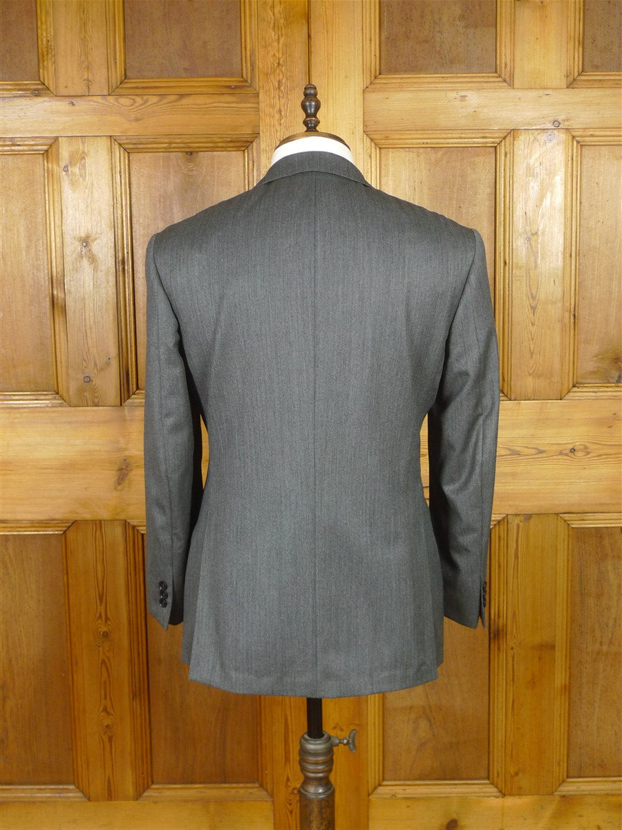 25/1000 immaculate bespoke holland & sherry light grey herringbone worsted suit 39 short