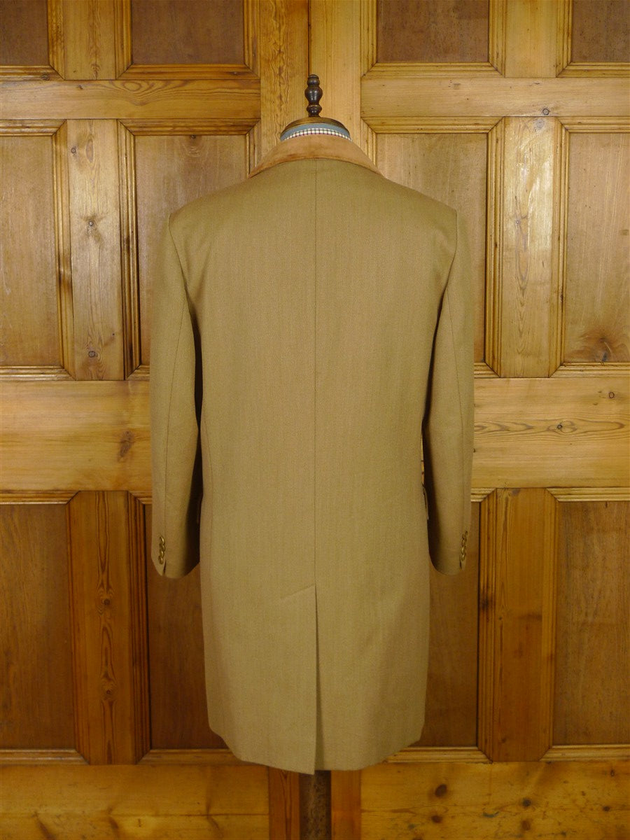 25/1027 vintage daks london tan cavalry twill covert coat overcoat w/ velvet collar 40