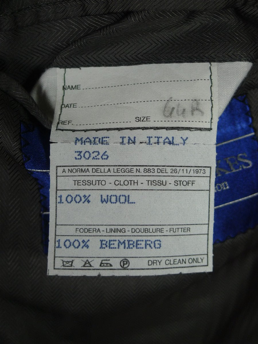 25/1028 superb vintage gieves & hawkes savile row grey herringbone wool chesterfield coat overcoat w/ black velvet collar 44 regular