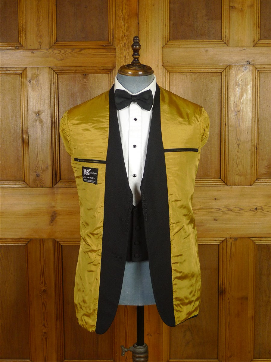 25/1020 wonderful 1960s 1970s vintage daks piccadilly worsted mix textured black dinner jacket & matching waistcoat 38 regular