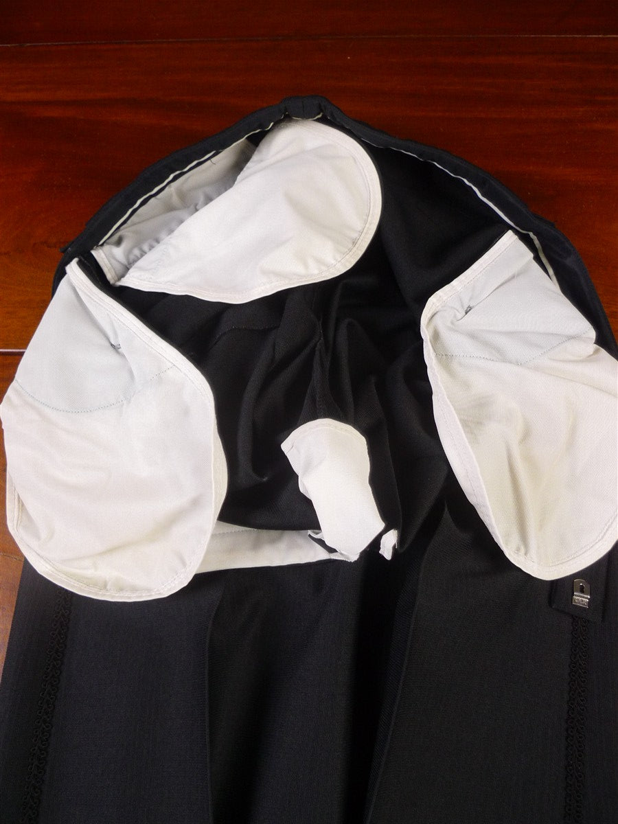 25/1021 wonderful vintage 1970s terylene retro black textured dinner suit 40 long