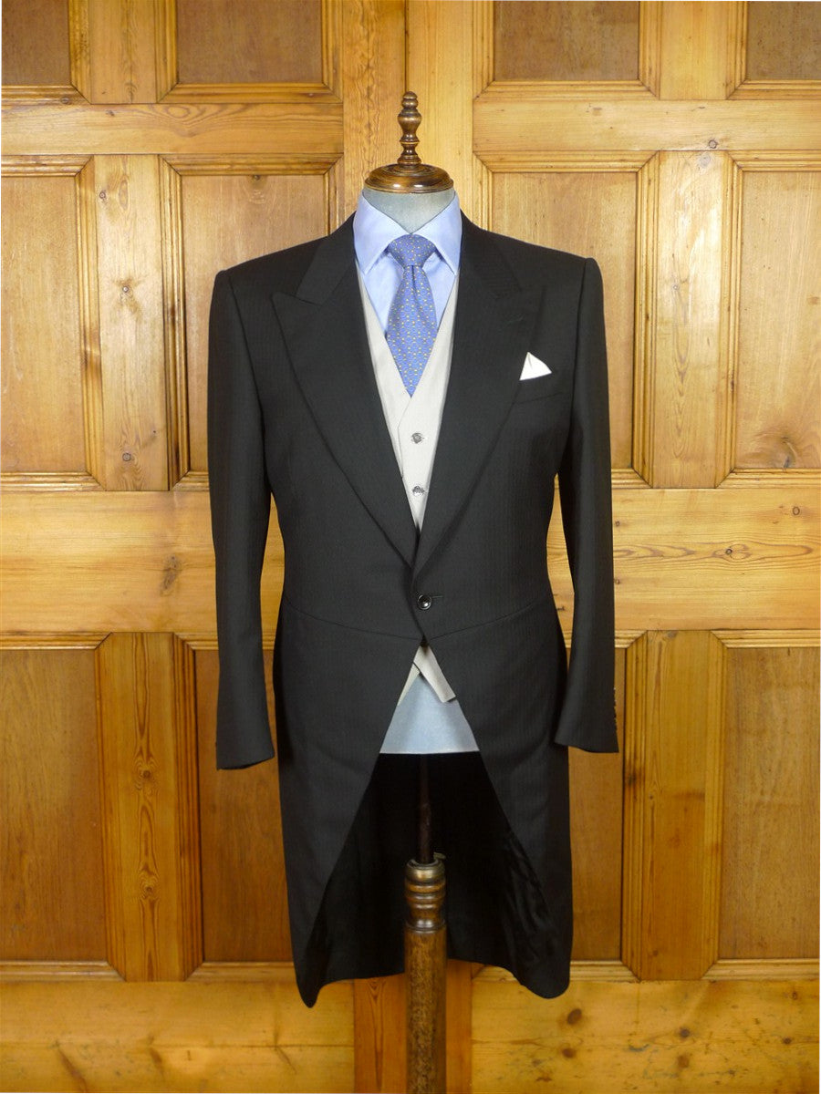 25/1031 immaculate gieves & hawkes savile row black heringbone wool morning coat 42-43 regular