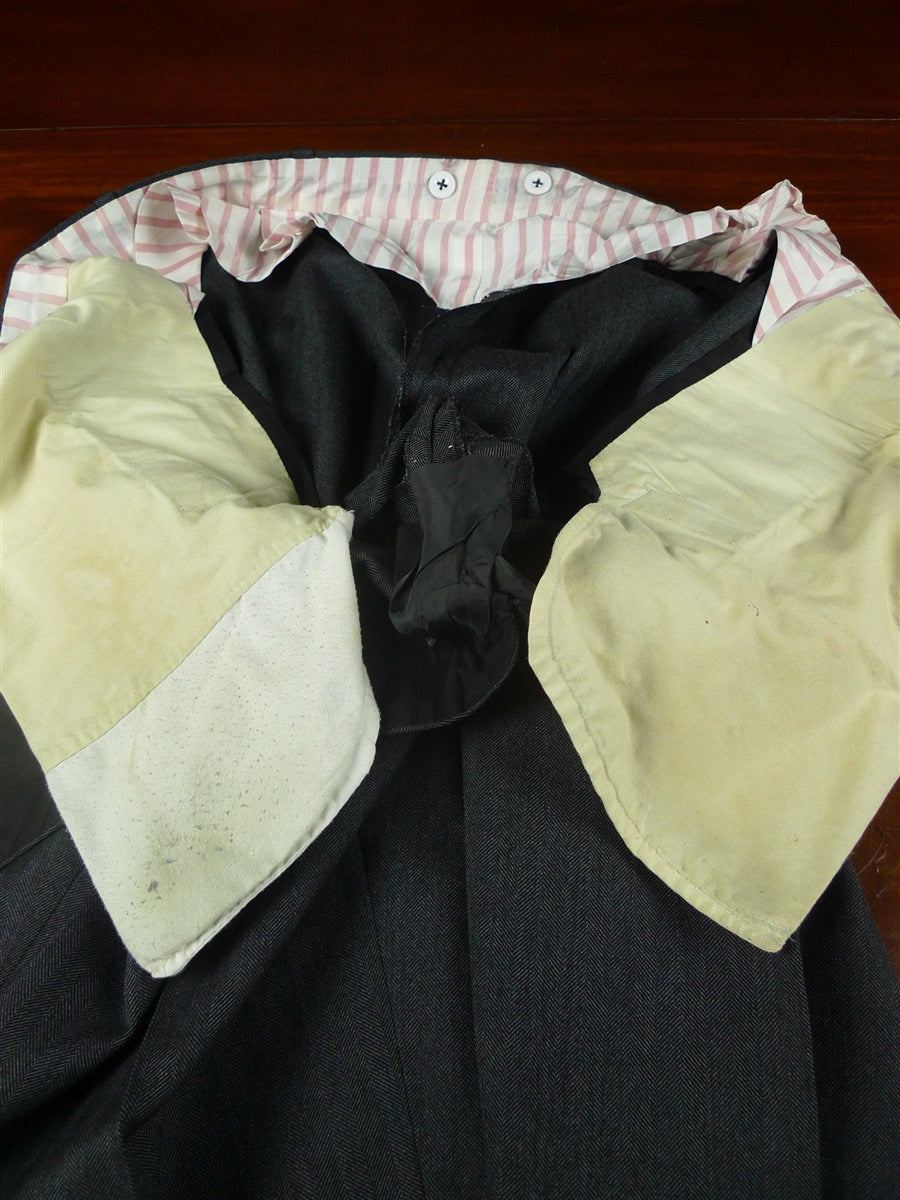 25/1073 near immaculate 2010 dege & skinner savile row bespoke heavyweight grey herringbone d/b worsted suit 46 regular w/ 2 pair trs