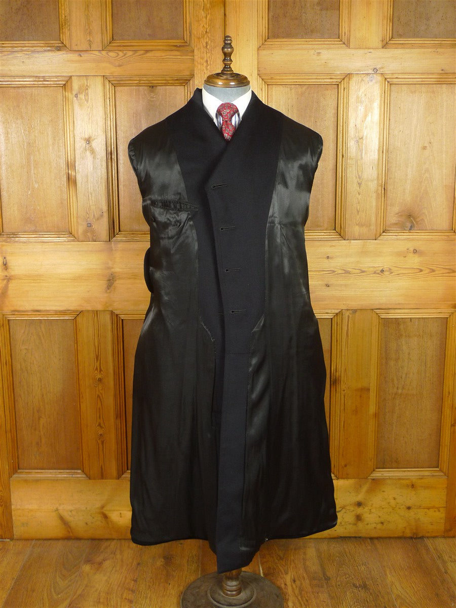 25/1087 vintage 1955 gieves savile row bespoke extra-heavy dark navy blue d/b greatcoat overcoat 38