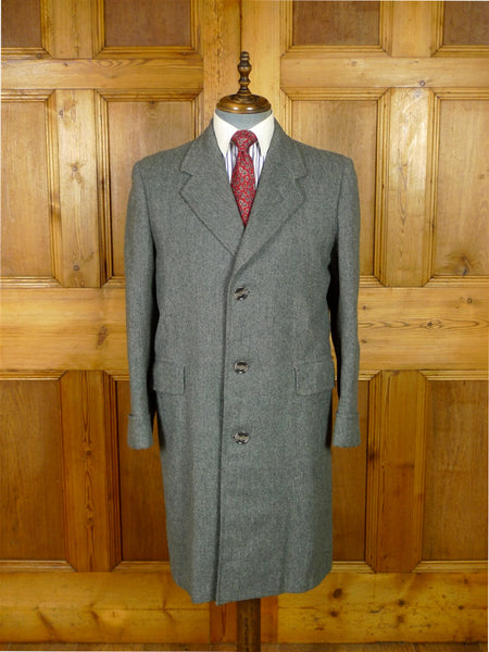 25/1082 beautiful 1950s vintage west of england grey grey herringbone wool overcoat raincoat w/ gauntlet cuff 38-39