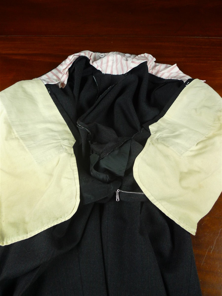 25/1074 immaculate 2010 dege & skinner savile row bespoke heavyweight grey / red pin-stripe d/b worsted suit 46 regular w/ 2 pair trs