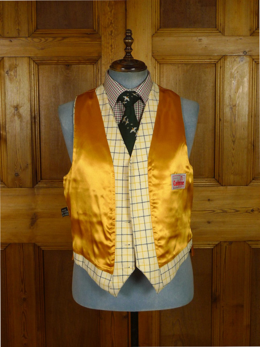 25/1064A vintage british tattersall check wool riding country waistcoat 44