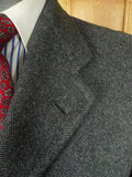 25/1084 beautiful 1940s 1950s vintage heavyweight grey herringbone wool overcoat w/ large patch pockets 40