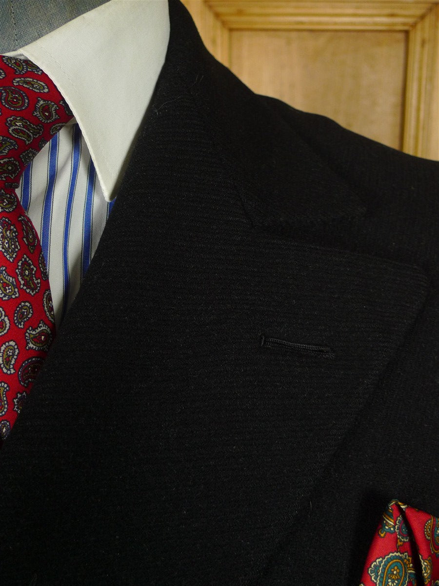 25/1081 fabulous genuine 1940s extra-heavy black wide diagonal twill d/b overcoat 42