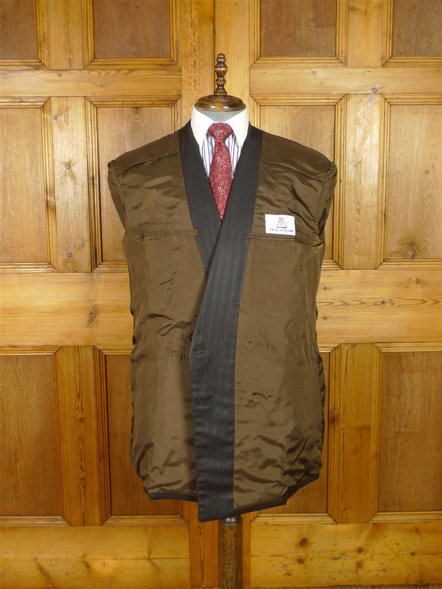 25/1077 near immaculate 2006 dege & skinner savile row bespoke heavyweight charcoial grey / brown stripe d/b worsted suit 44-45 regular w/ 2 pair trs
