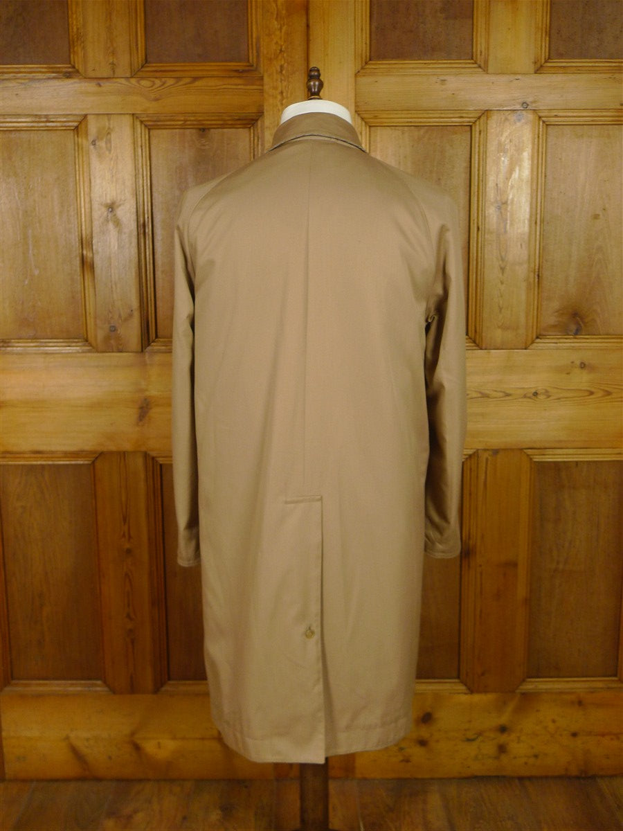 25/1089 exceptional immaculate invertere reversible beige wp check wool raincoat coat very rare 40