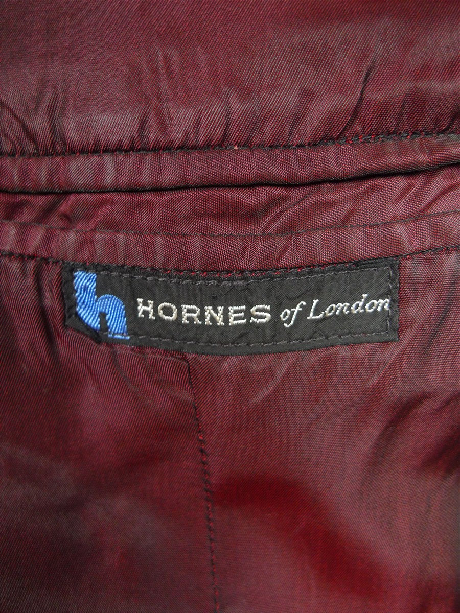 25/1131 wonderful 1960s vintage burgundy wool smoking / dinner jacket w/ silk shawl lapel 39-40 regular