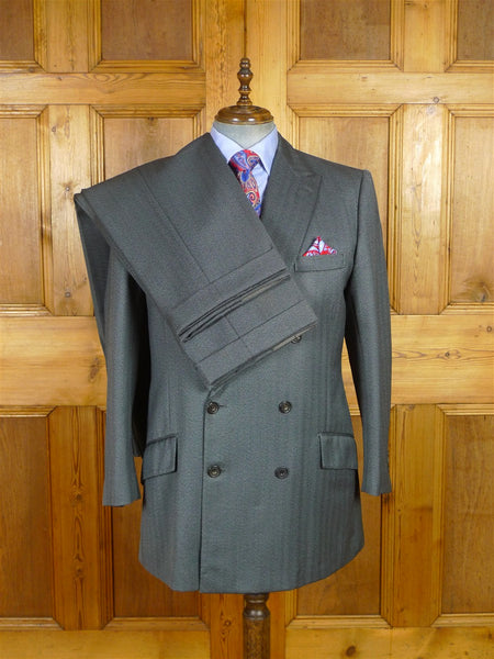 25/1134 dege & skinner 2002 savile row bespoke heavyweight grey herringbone worsted d/b suit w/ 2 pair trs 44 regular