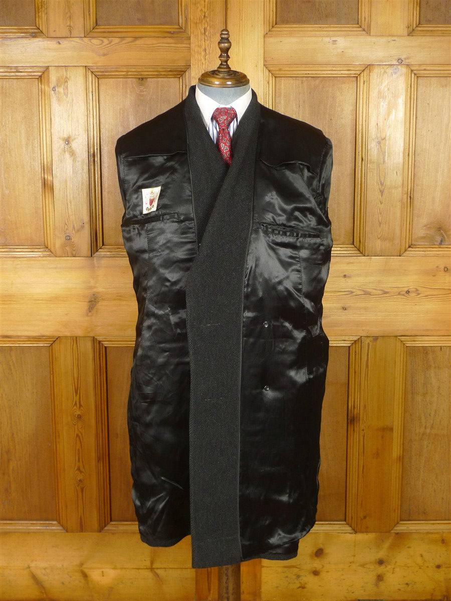 25/1138 genuine 1950s vintage heavyweight charcoal grey diagonal twill d/b overcoat coat 44