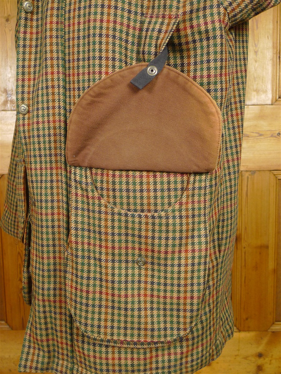 25/1148 superb vintage heavyweight scottish tweed gun check shooting field coat 44-45