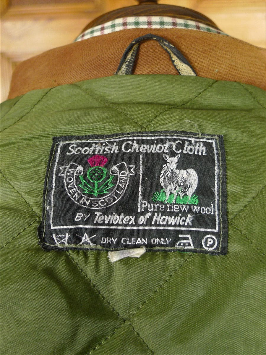 25/1148 superb vintage heavyweight scottish tweed gun check shooting field coat 44-45
