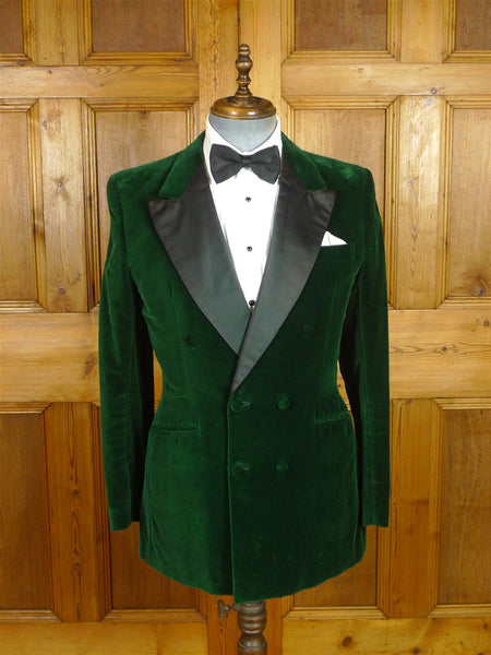 25/1156 exceptional 1972 cyril a castle savile row bespoke bottle green velvet smoking / dinner jacket w/ silk facings 39-40 regular