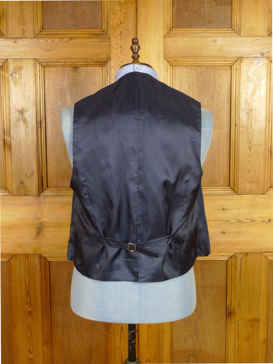 25/1215 immaculate 2015 italian bespoke dark blue 3-piece linen suit w/ mother of pearl buttons 44 regular