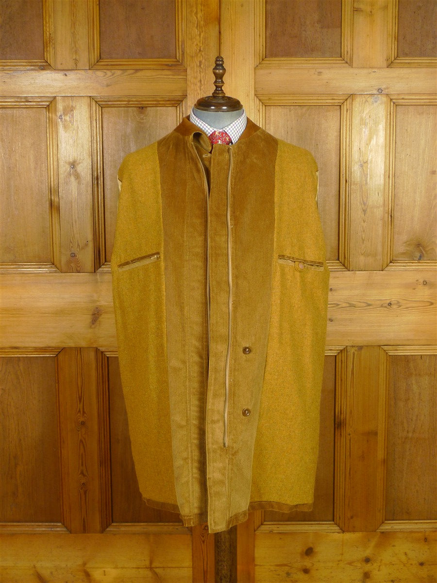26/0053 immaculate invertere / daks corduroy field coat w/ suede collar 46