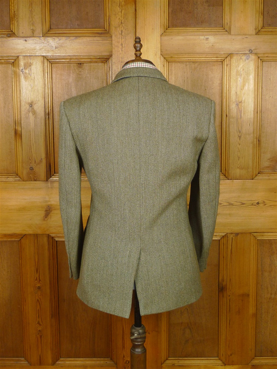 26/0064 immaculate vintage green keepers tweed hacking jacket 40 regular