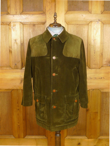 26/0065 near immaculate invertere for daks green corduroy shooting style jacket field coat 43 short