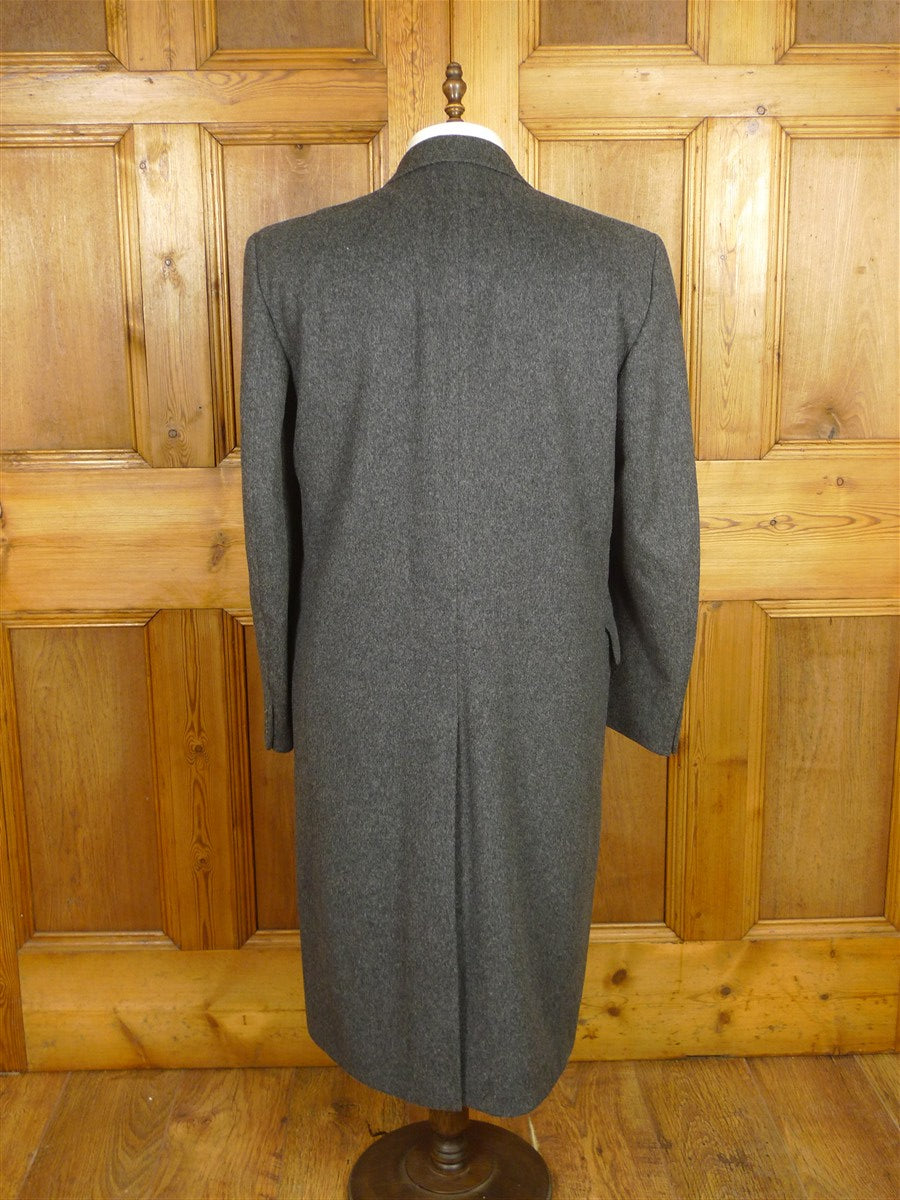 26/0077 immaculate vintage grey crombie wool overcoat 42-43